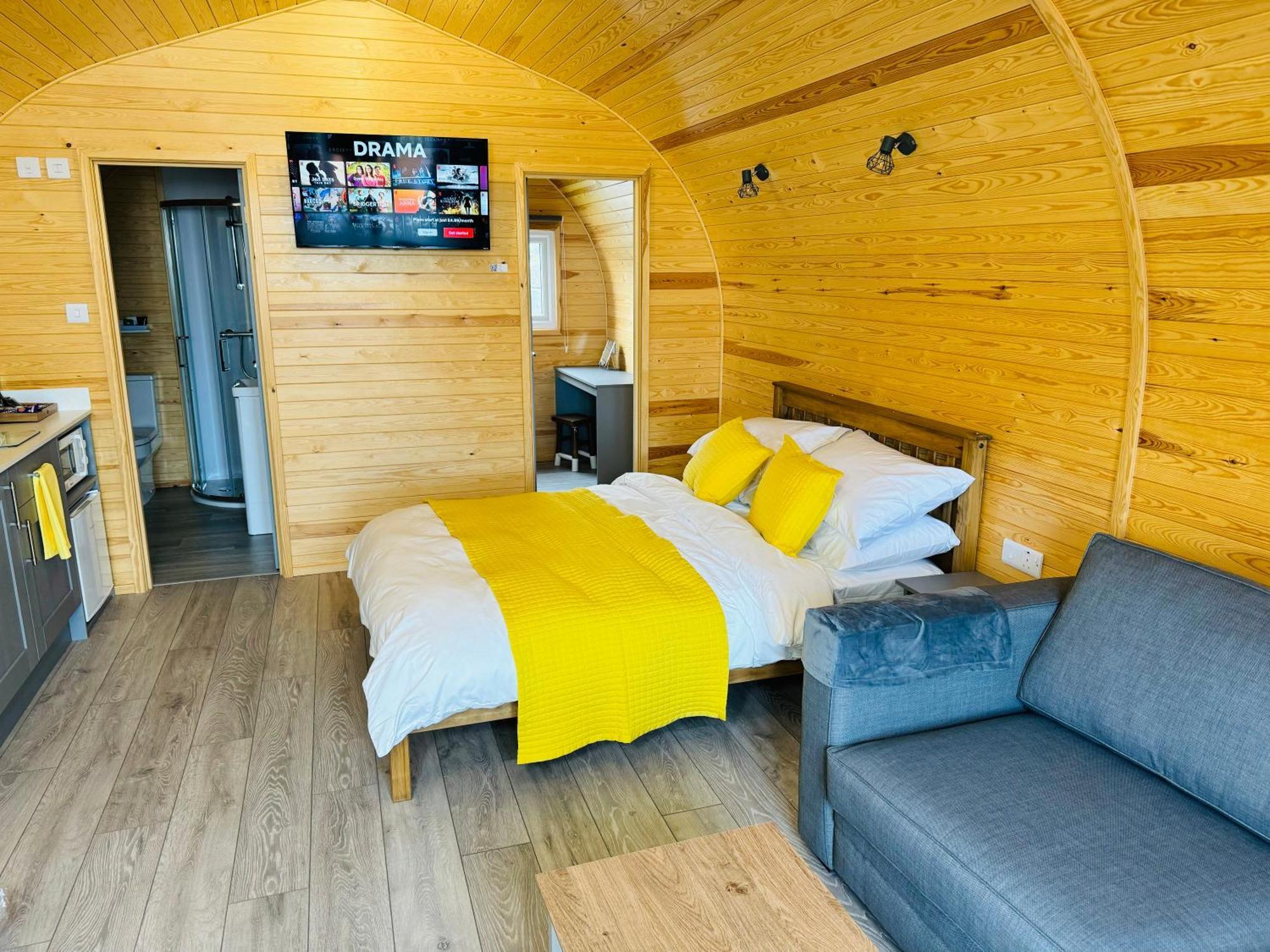 Hotel Ffrith Beach Glamping With Hot Tub Prestatyn Zewnętrze zdjęcie
