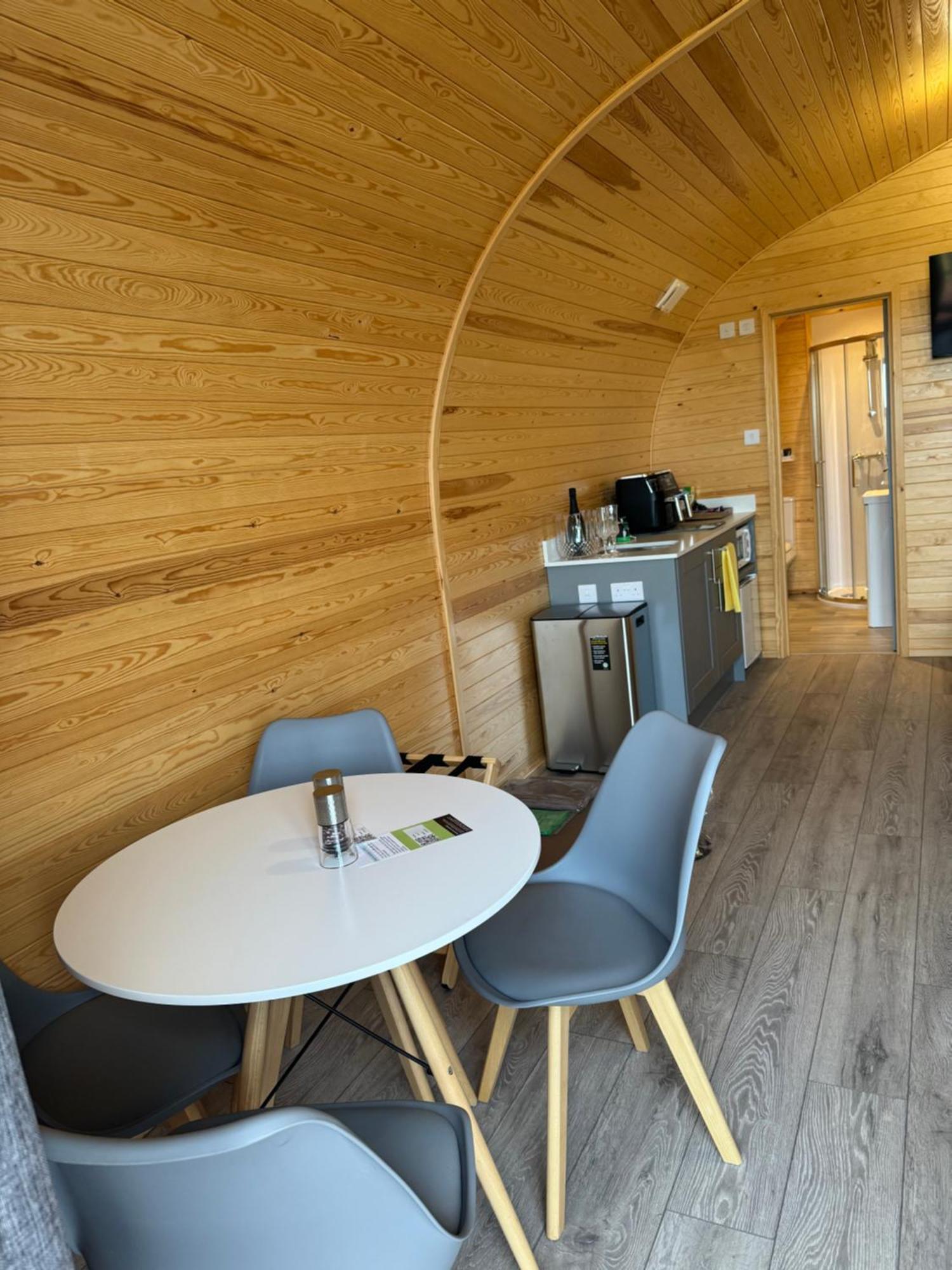 Hotel Ffrith Beach Glamping With Hot Tub Prestatyn Zewnętrze zdjęcie